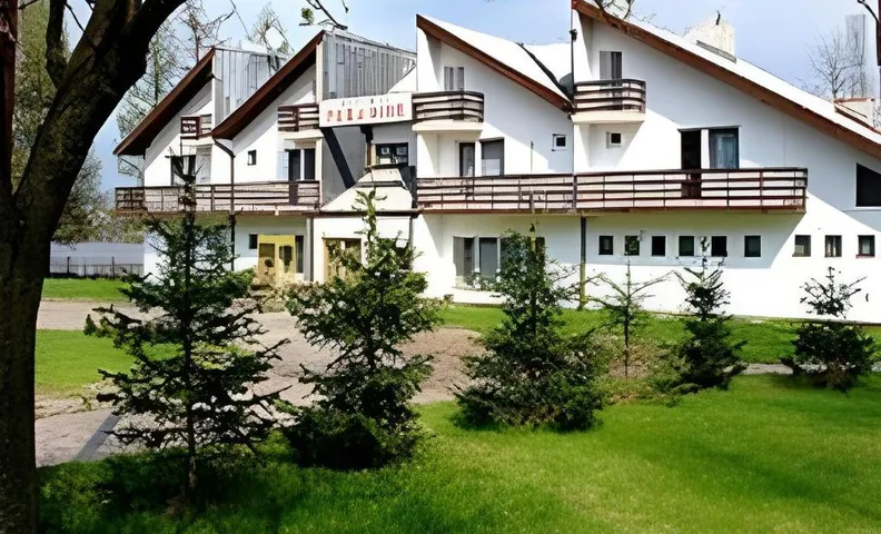 Gosciniec Paradise