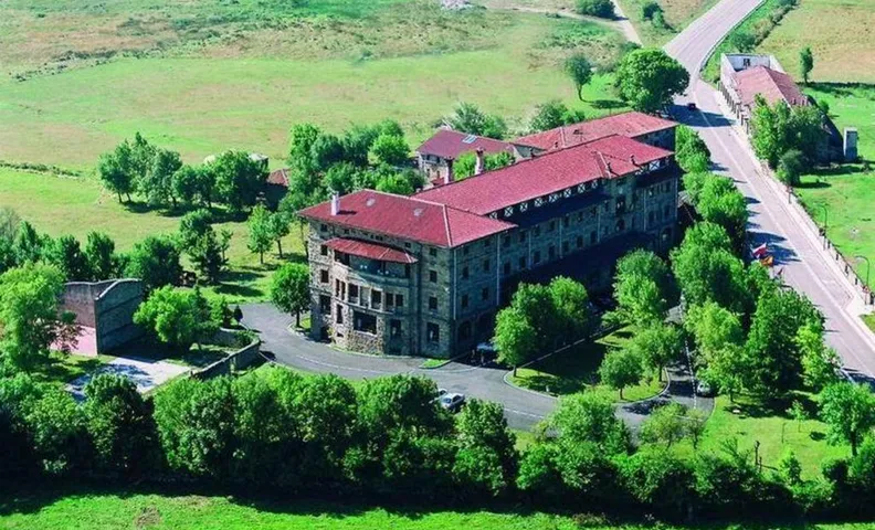BALNEARIO DE CORCONTE