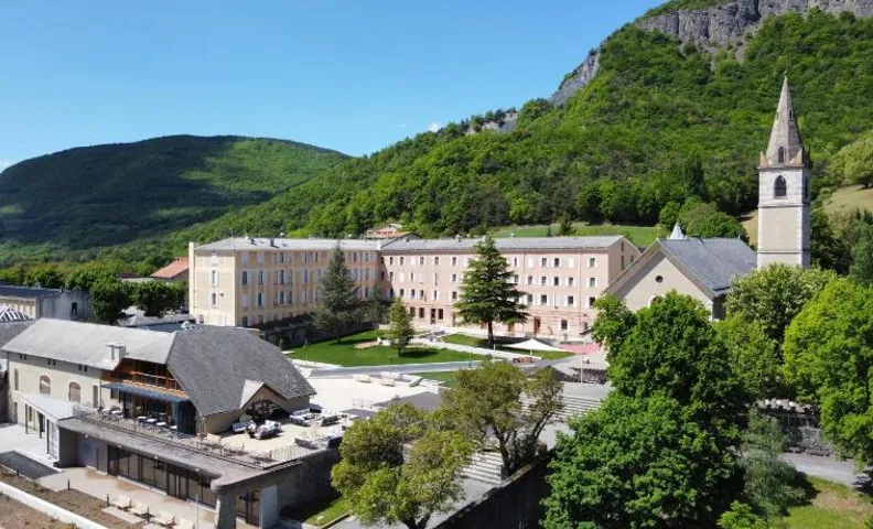 Notre Dame Du Laus