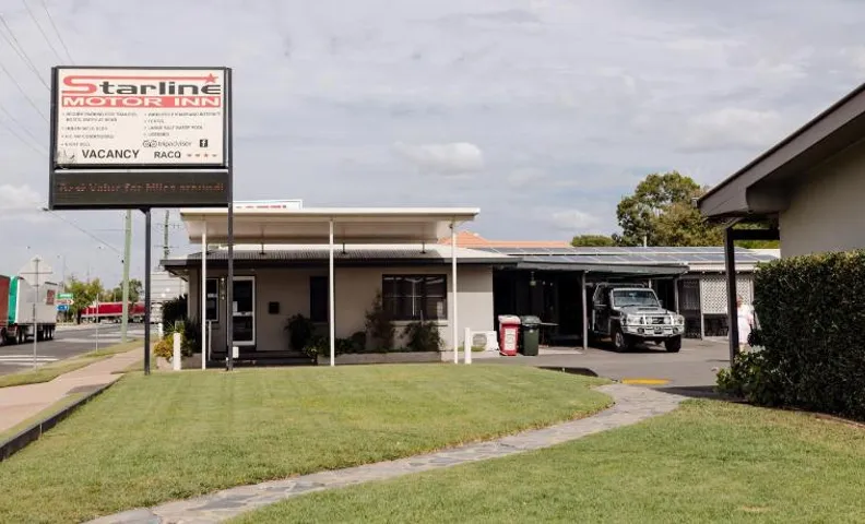 Starline Motor Inn