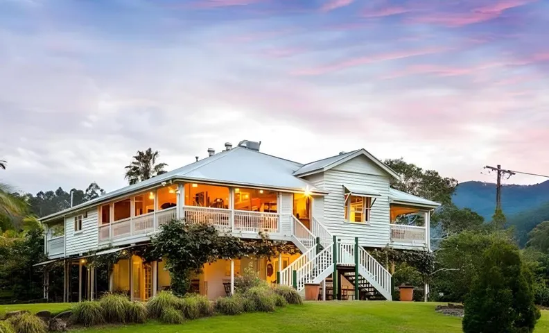 Mavis's Cabins @ Mt Warning