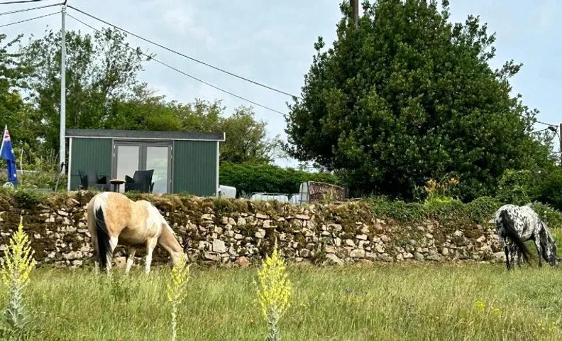 Down under in France