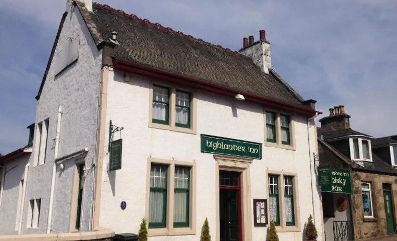 Highlander Inn
