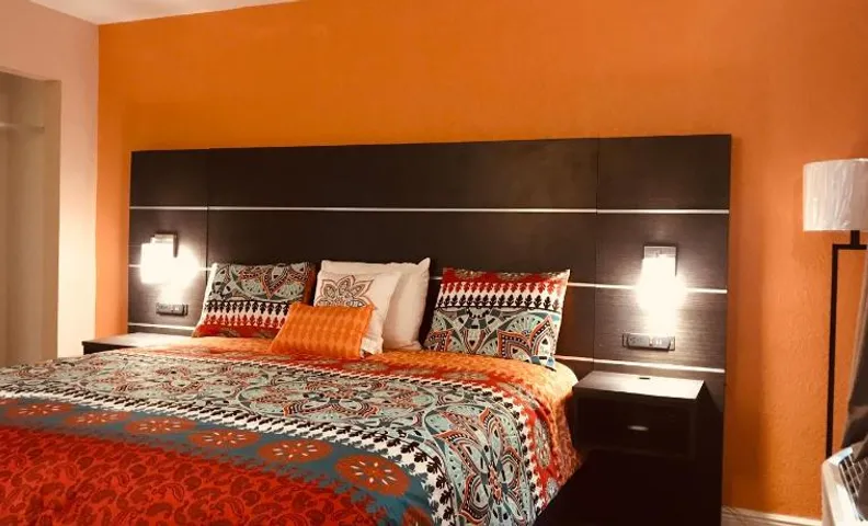 Tropical Inn & Suites, downtown clearwater