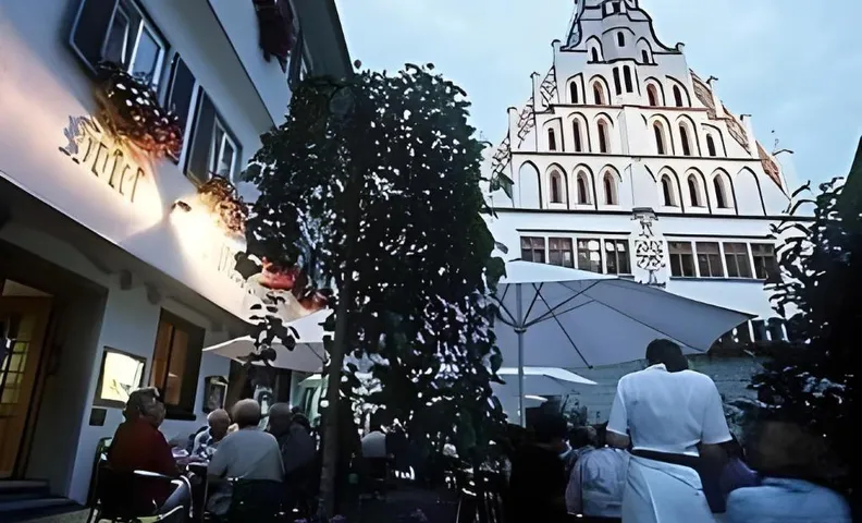 Hotel Restaurant Gruner Baum und Altes Tor