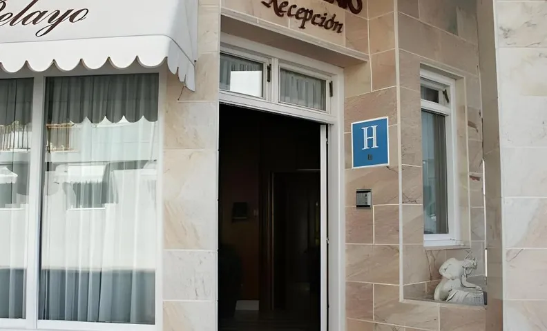 H Pelayo Noja Auto Check-In Rooms