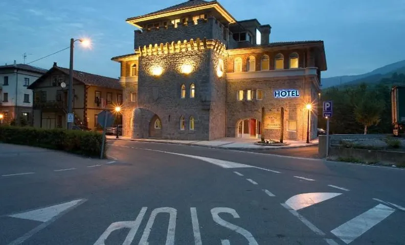 Hotel Errekagain
