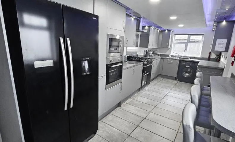 Bridge St Guest House - Rooms Only