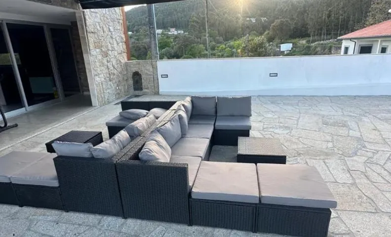 Leonchic - Guest House com Piscina de Água Salgada