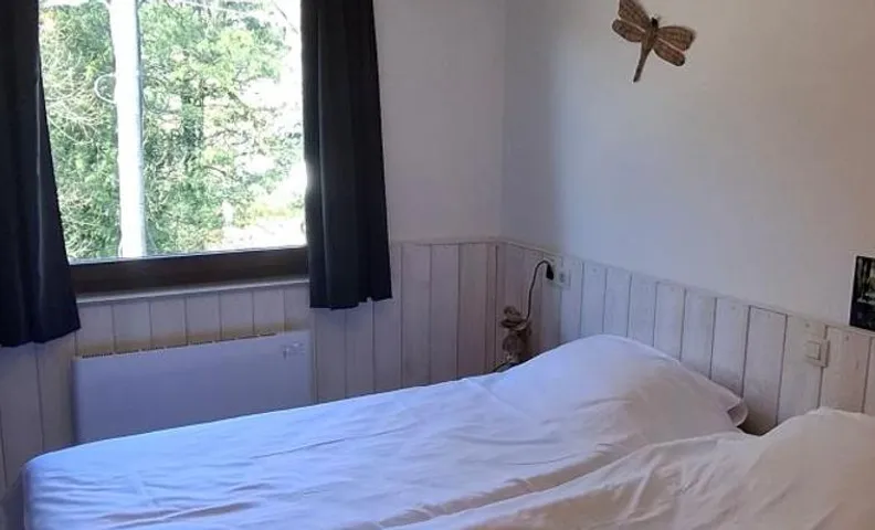 Auberge Chez Dikke Vriend, Chambres et taverne