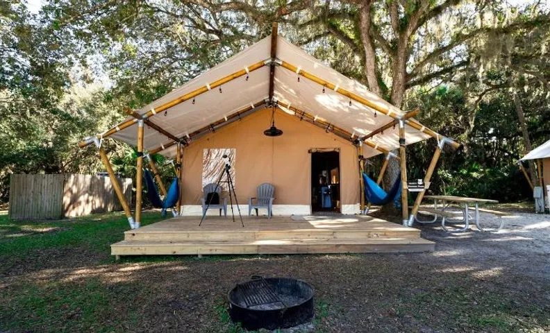 Deluxe Safari Tent with Hammocks & Fire Pit Retreat in Basinger, Florida