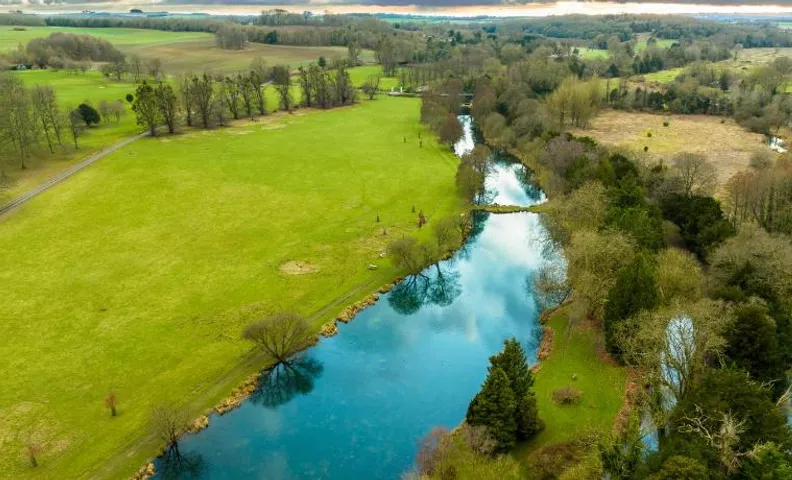 Avington Lakes