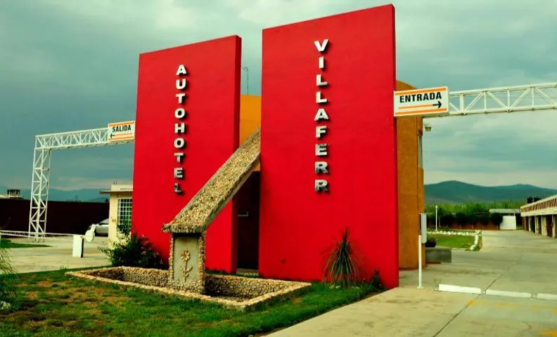 Auto Hotel Villaferr