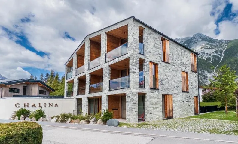 Aparthotel Chalina by Peak Stay