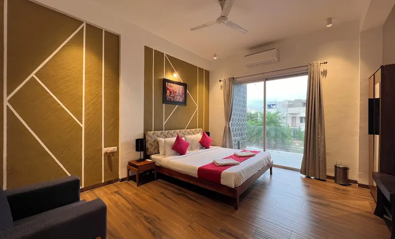 터치우드 4 BHK, 프라이빗 풀 있음, 스텔러 스테이즈 제공