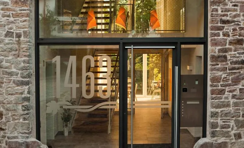 1463 Apartmenthaus & Restaurant