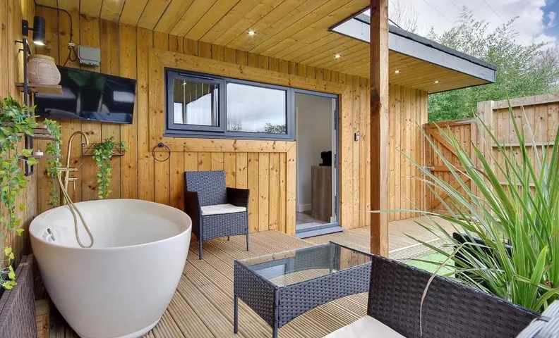 Little Paddock Lodges