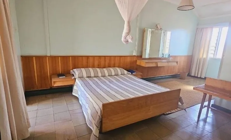Tsavo Inn Mtito Andei