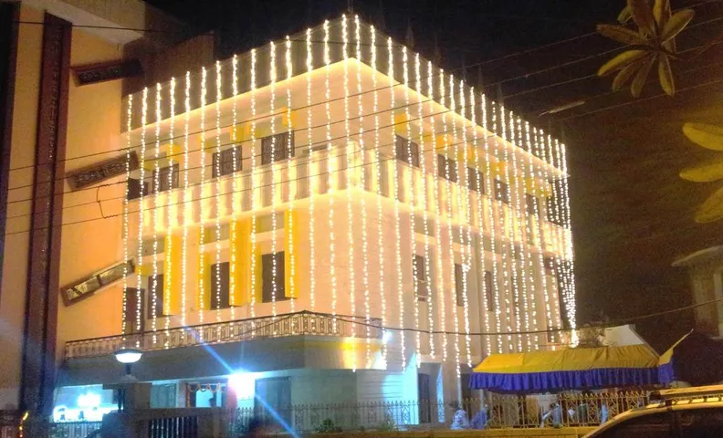 Hotel Vijay Deluxe