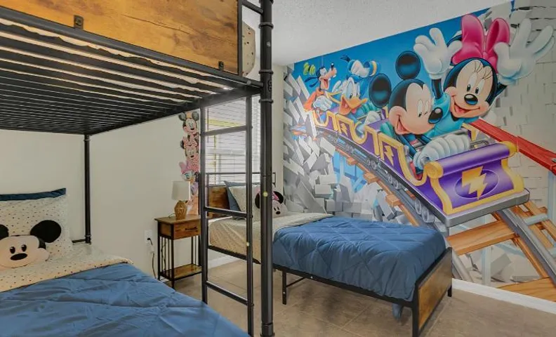 Disney-Themed Villa l Private Pool and Home Theatre