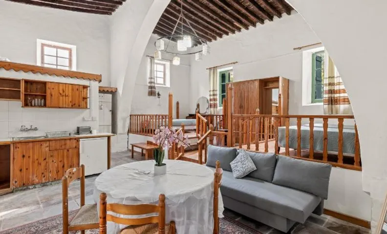 Antonys Garden House