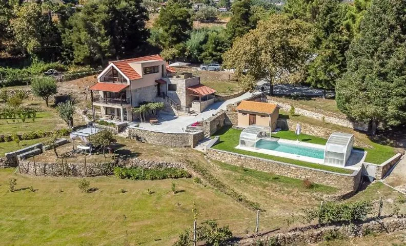 Terra Nossa com Piscina aquecida