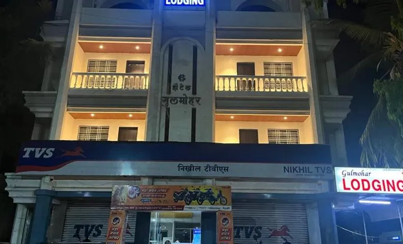 Hotel Gulmohar