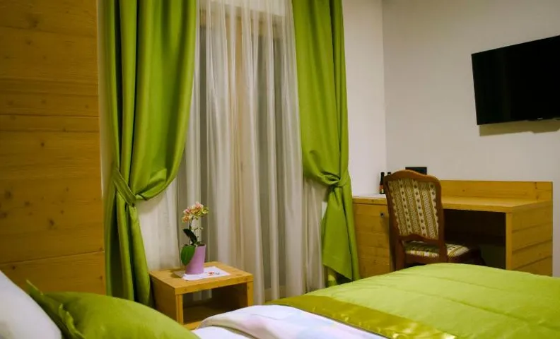 Guest House Gostisce Jutrisa
