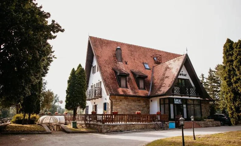 Restoran Lovac