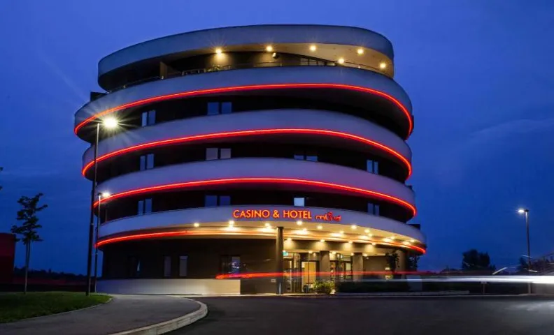 Mond, Resort & Entertainment