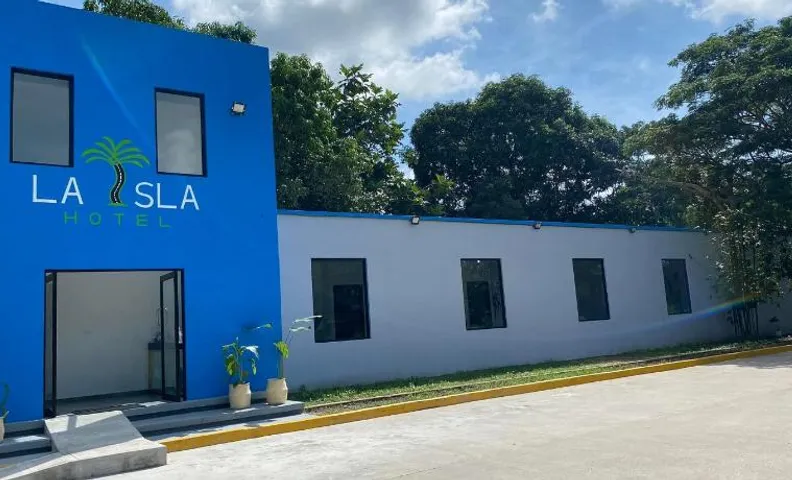 Hotel La Isla