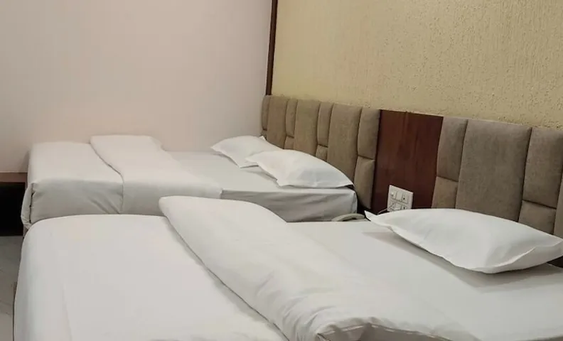 호텔 자게슈와리 인
