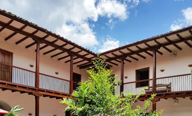 La Casona Monsante