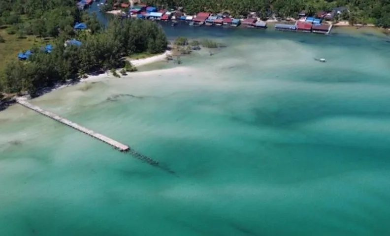 Firefly Beach Guesthouse & Bar Restaurant Koh rong