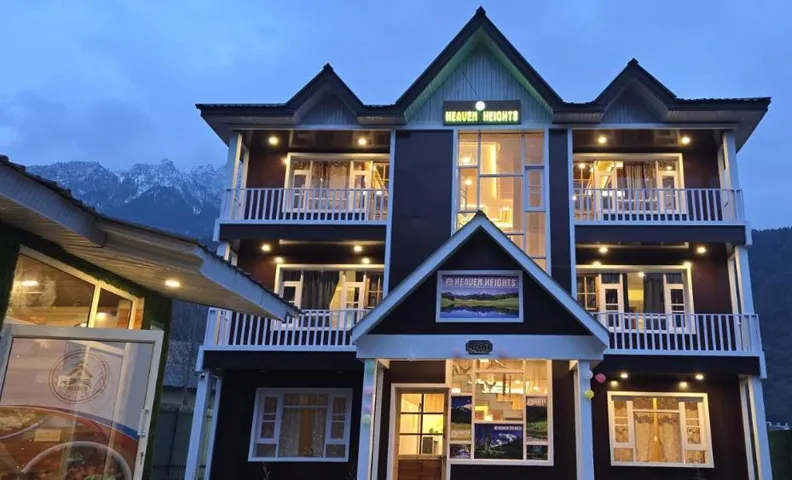 Hotel Heaven Heights