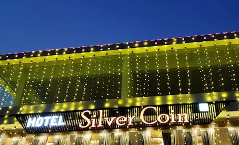 Hotel Silver Coin Becharaji