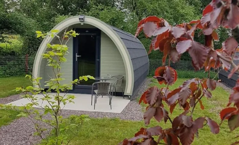 Mount Hillary Holiday Pods