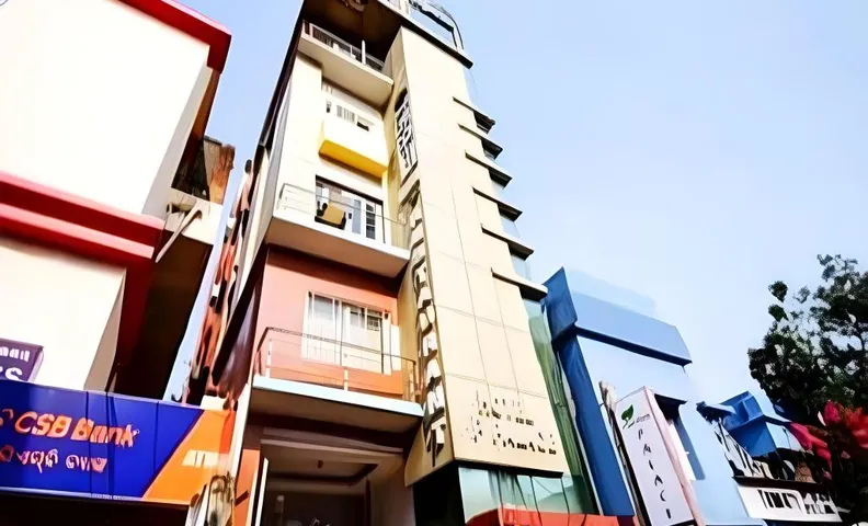 Green palace hotel