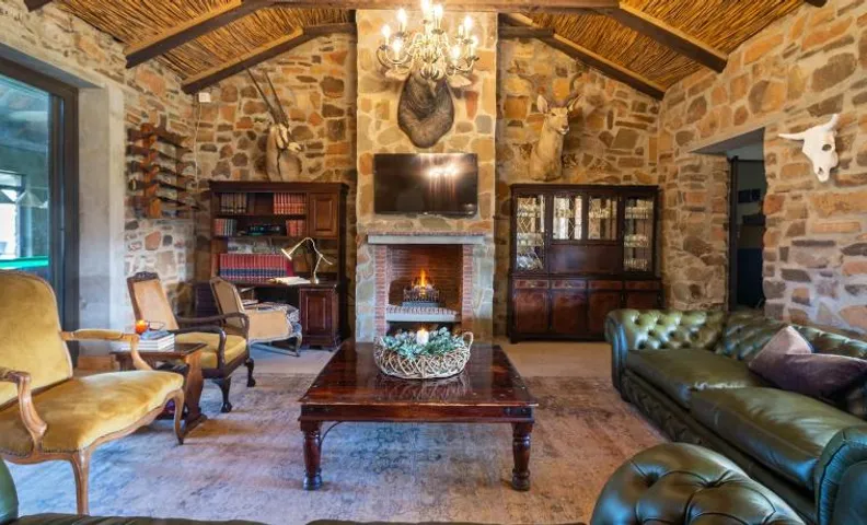 Kamagu Safari Lodge