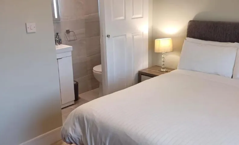 Joan B+B