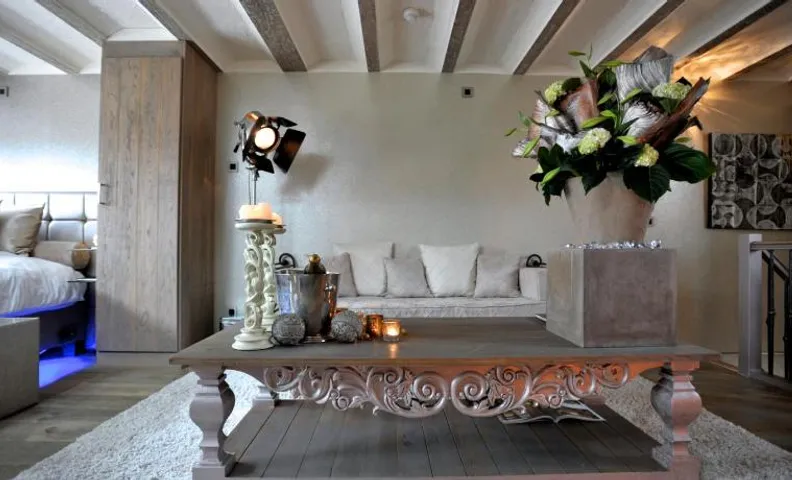 Suite & B by Hofke van Bazel