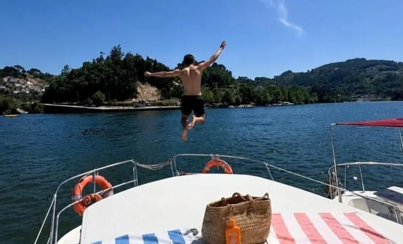 Douro Houseboat