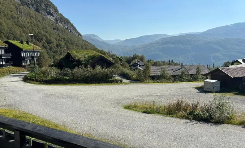 Røldal a home with a view