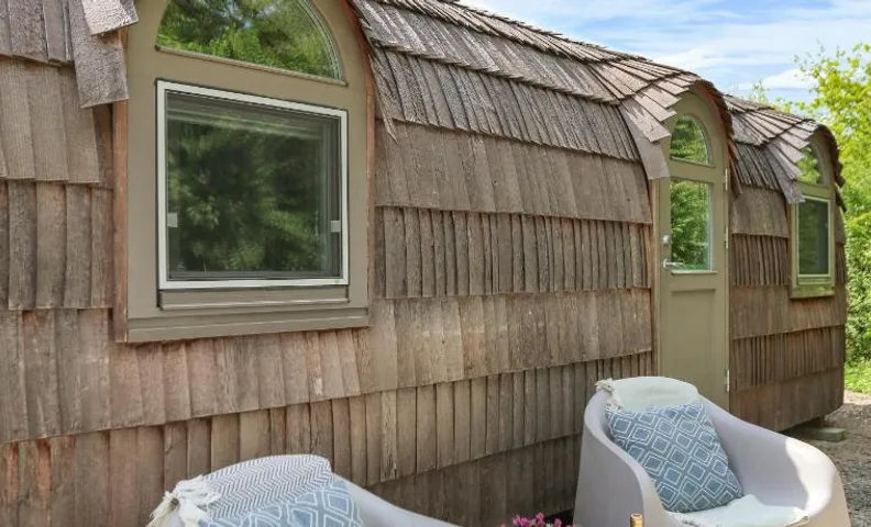 Iglucraft Tiny Haus im Naheland I Wasserspielpatz I W-LAN