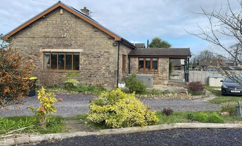 Batty lodge