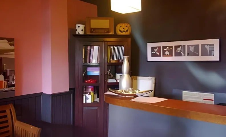 Hostal Victoria - SELF CHECK-IN