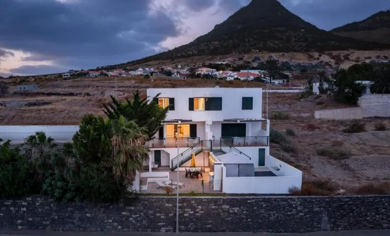 Casa Encosta do Sol by an island apart
