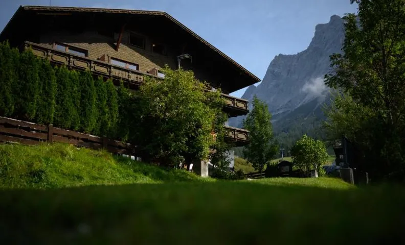 Sonnenburg Hotel