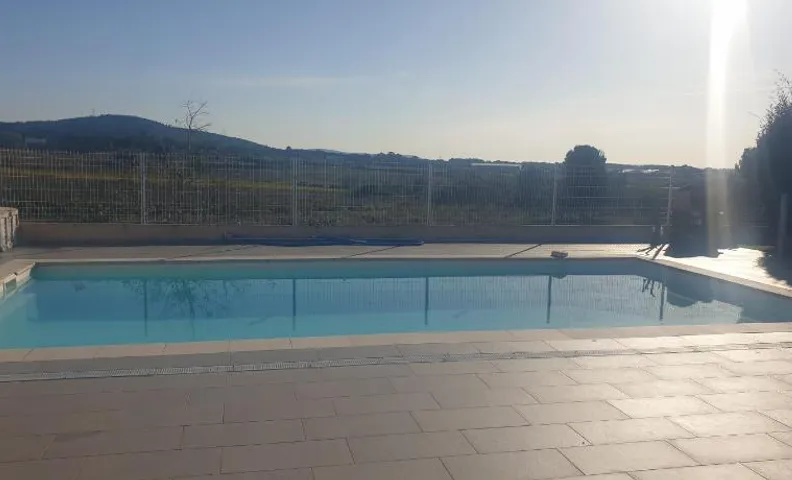 Chambre d'hôte avec accès piscine