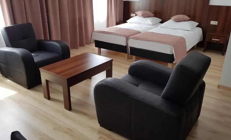 Pod Kominem Pokoje i Apartamenty